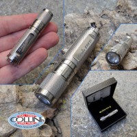 Fenix Light - E99Ti Titanium Limited Edition Cree XP-E2 - 100 lumens - Torcia LED